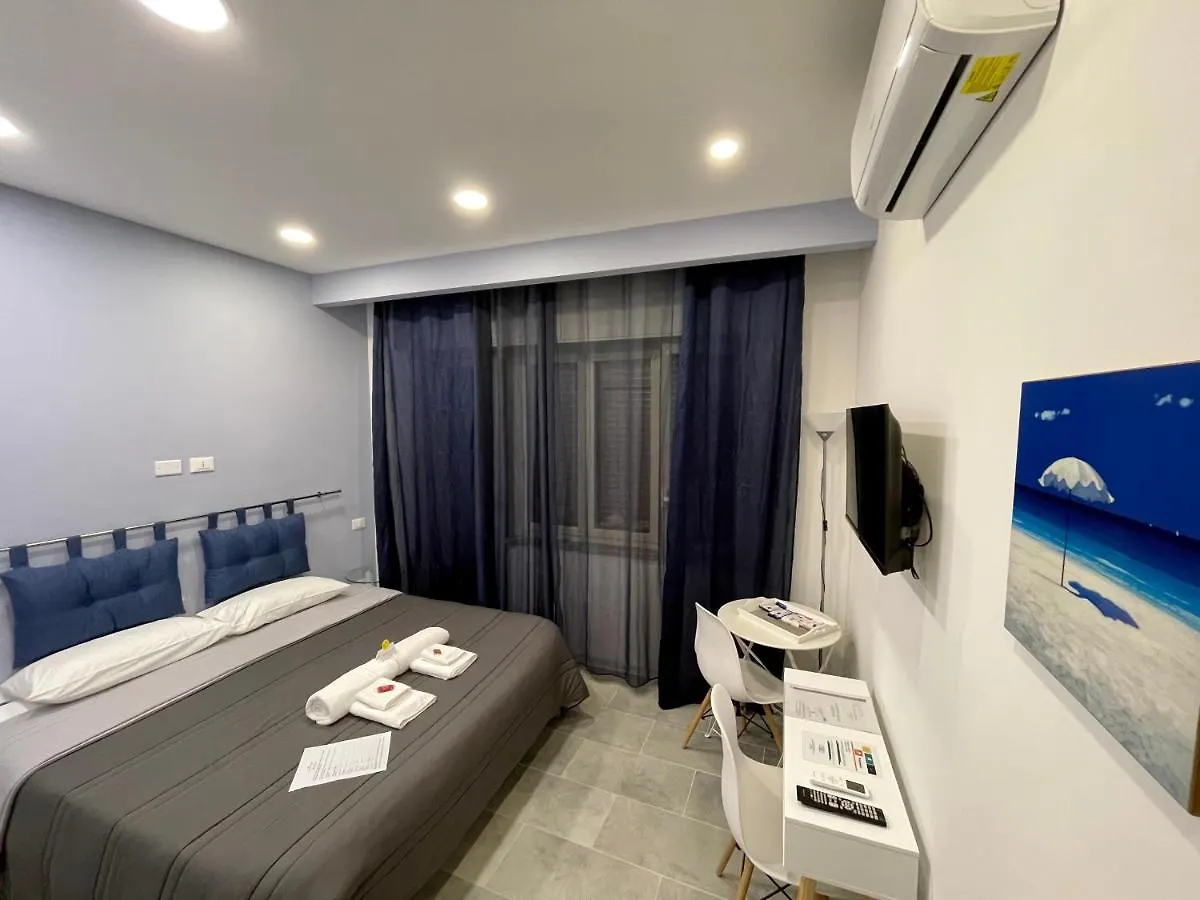 Ri.Mo'S Rent Room Palermo 2*,